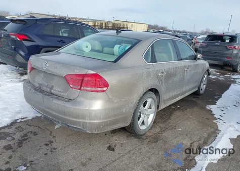 2015 Volkswagen Passat 1.8T Limited Edition from USA, damaged, VIN 1VWAT7A34FC121955